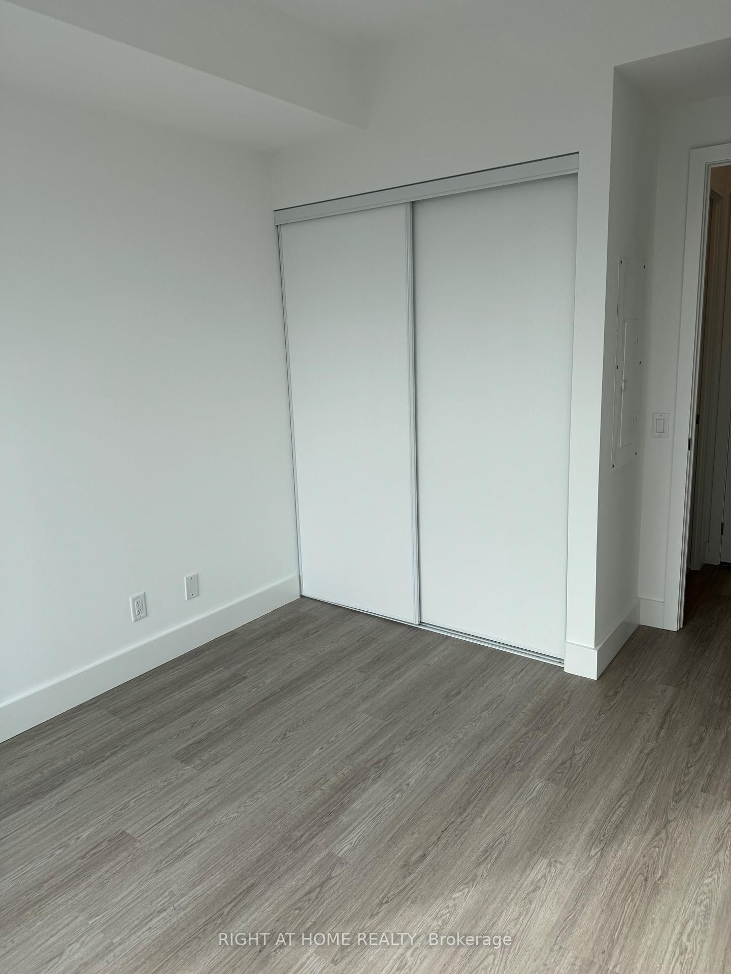 6 Greenbriar Road, Unit 514 - Photo 19