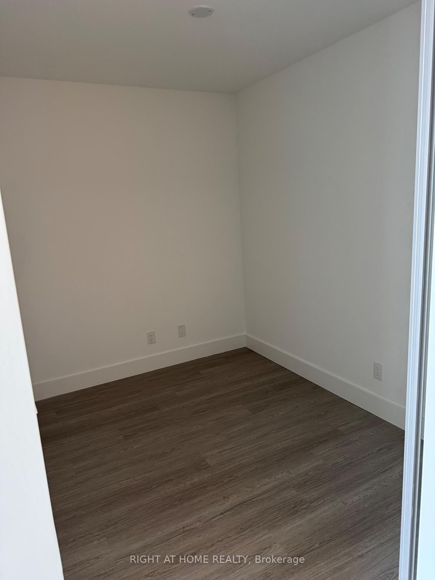 6 Greenbriar Road, Unit 514 - Photo 20