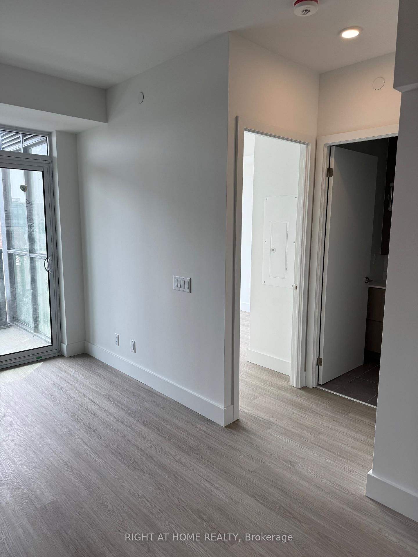 6 Greenbriar Road, Unit 514 - Photo 21