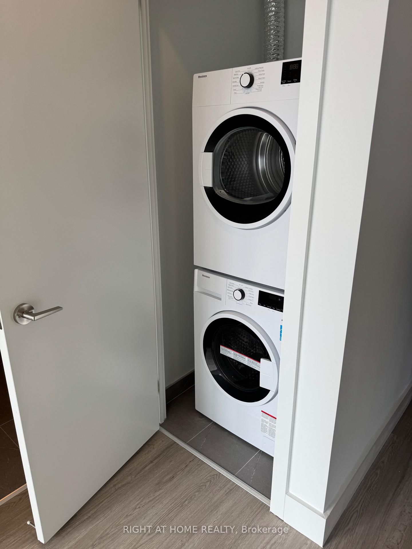 6 Greenbriar Road, Unit 514 - Photo 22