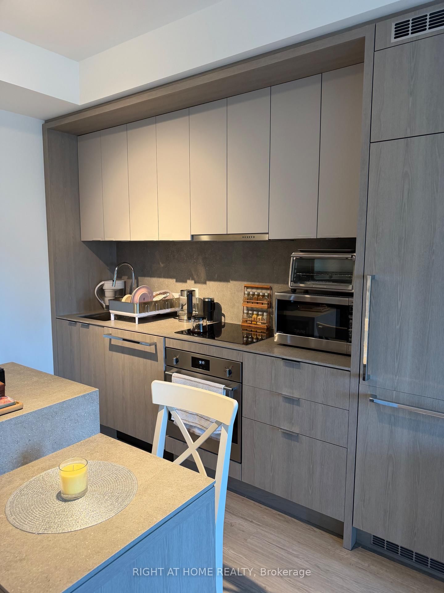 6 Greenbriar Road, Unit 514 - Photo 3