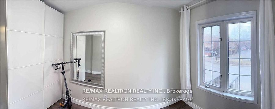 262 St Helens Avenue, Unit 109 - Photo 10