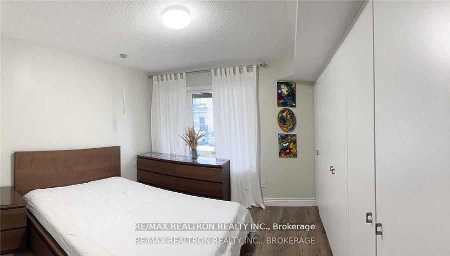 262 St Helens Avenue, Unit 109 - Photo 13