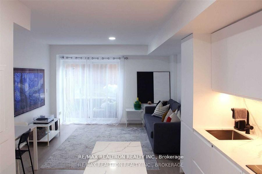 262 St Helens Avenue, Unit 109 - Photo 6