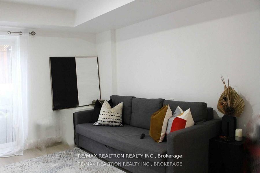 262 St Helens Avenue, Unit 109 - Photo 7