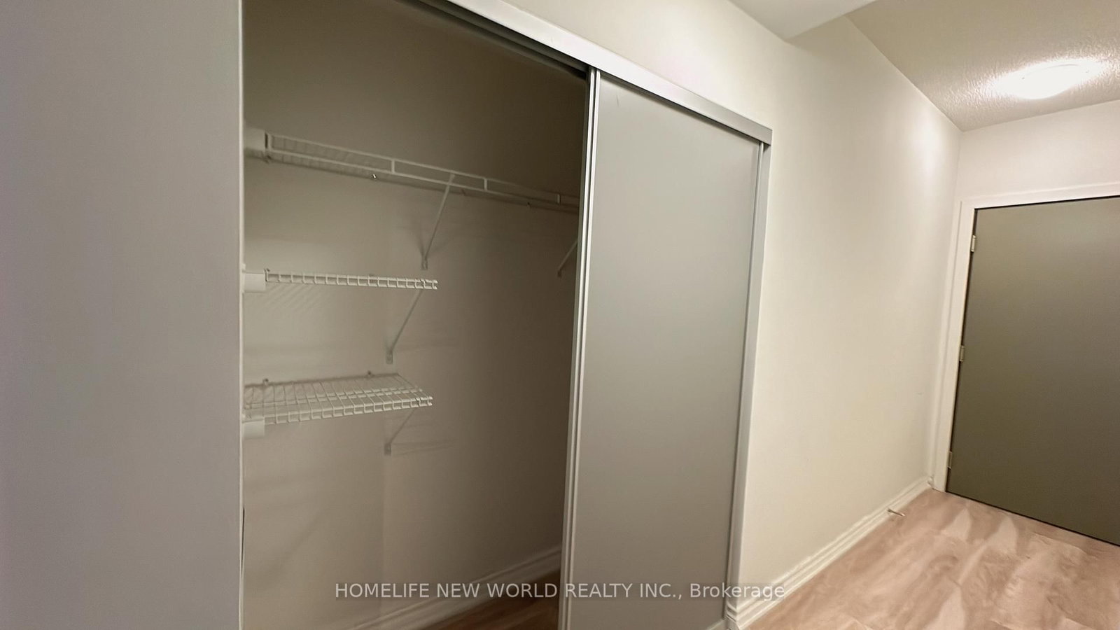 30 Nelson Street, Unit 402 - Photo 15