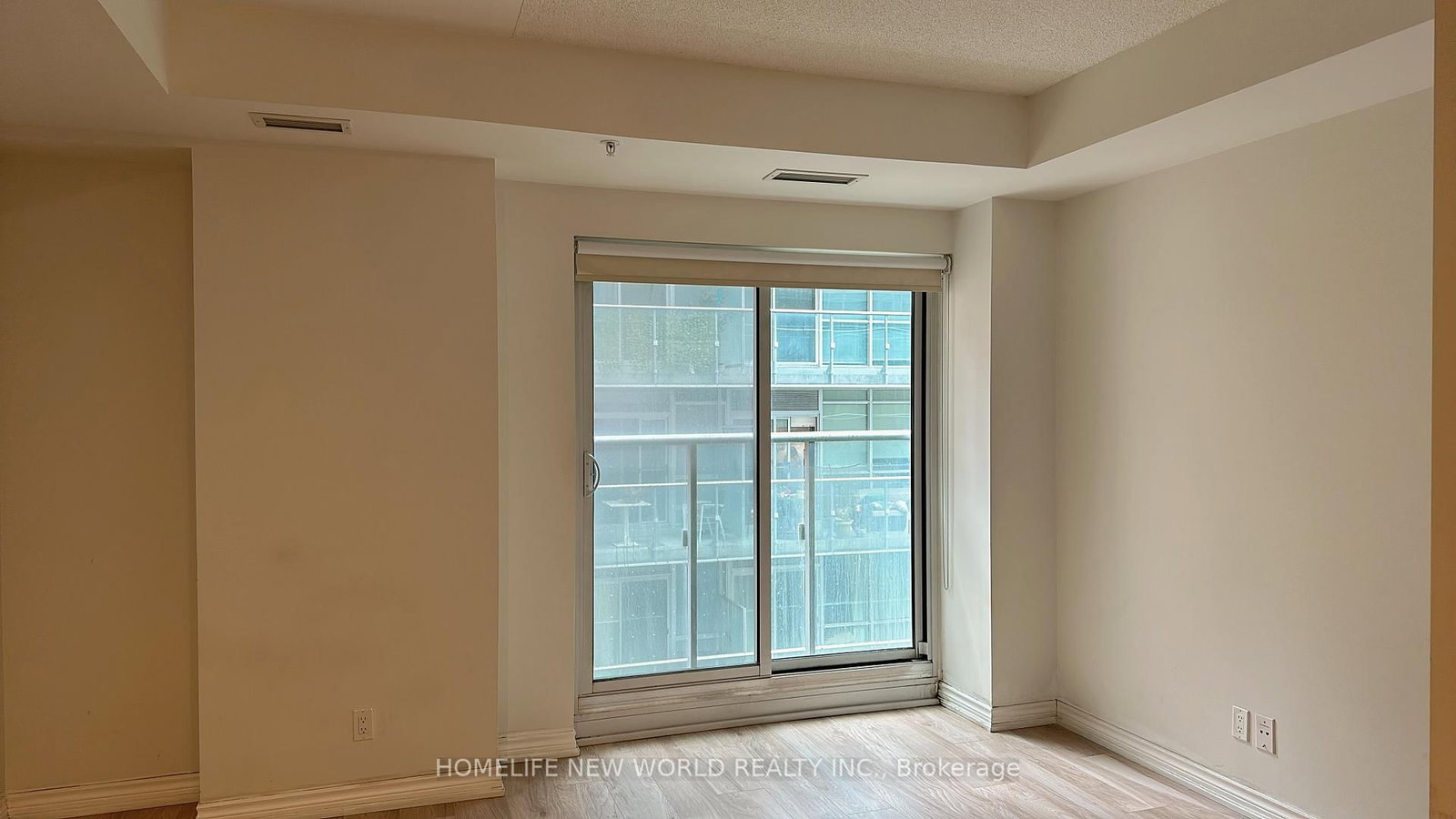 30 Nelson Street • #402 • Toronto, ON photo 6