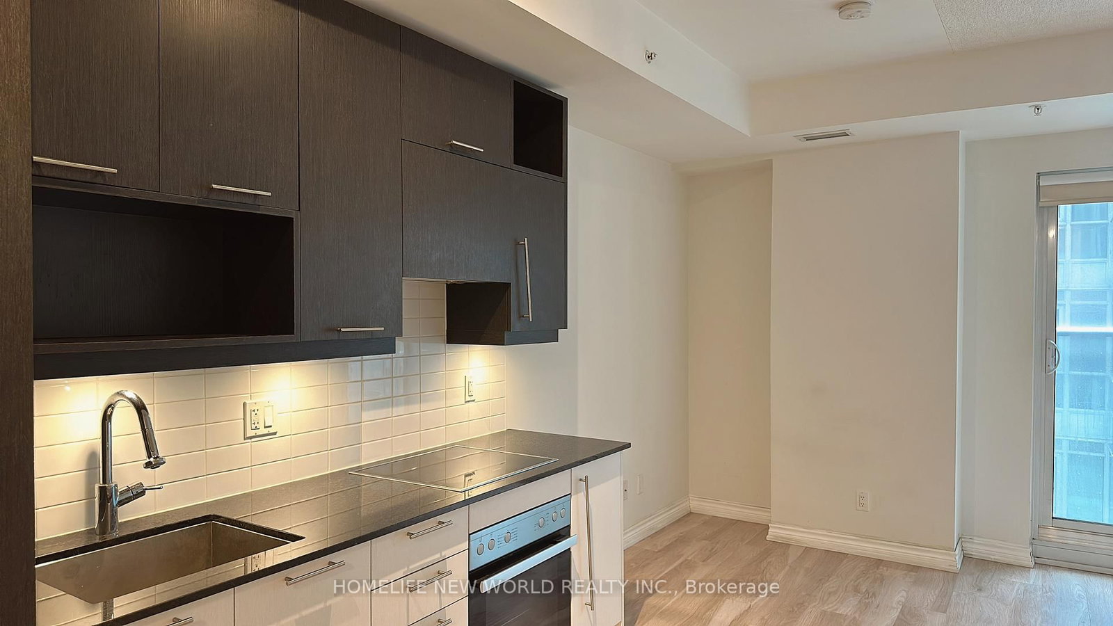 30 Nelson Street, Unit 402 - Photo 7