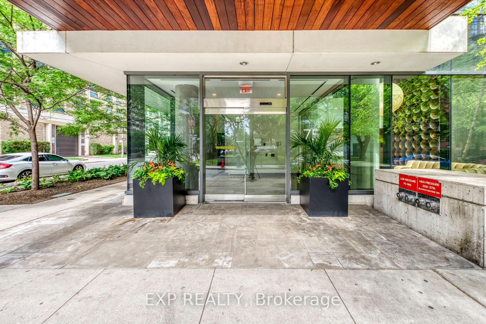 75 St Nicholas Street, Unit 2908 - Photo 3