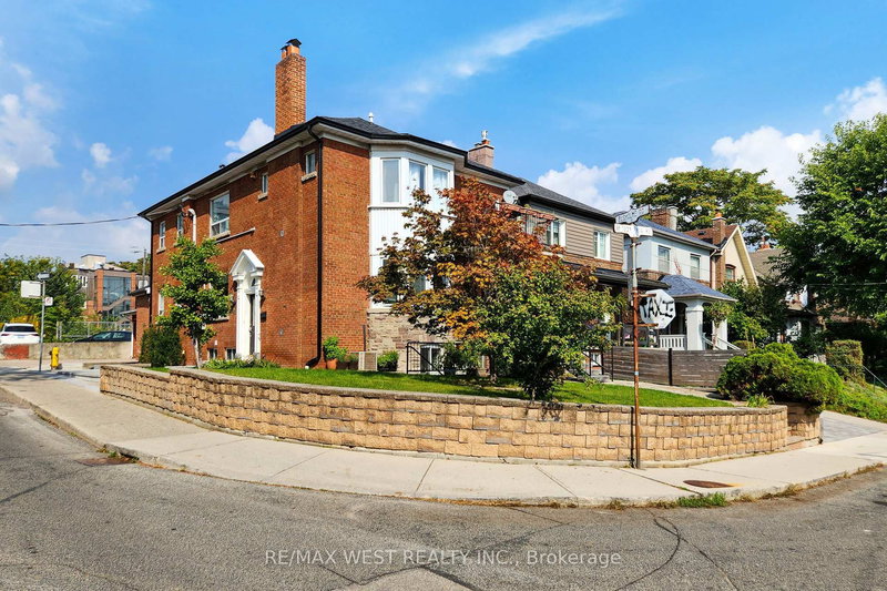 52 Heydon Park Rd, Toronto, M6J 2C8 | Image 2