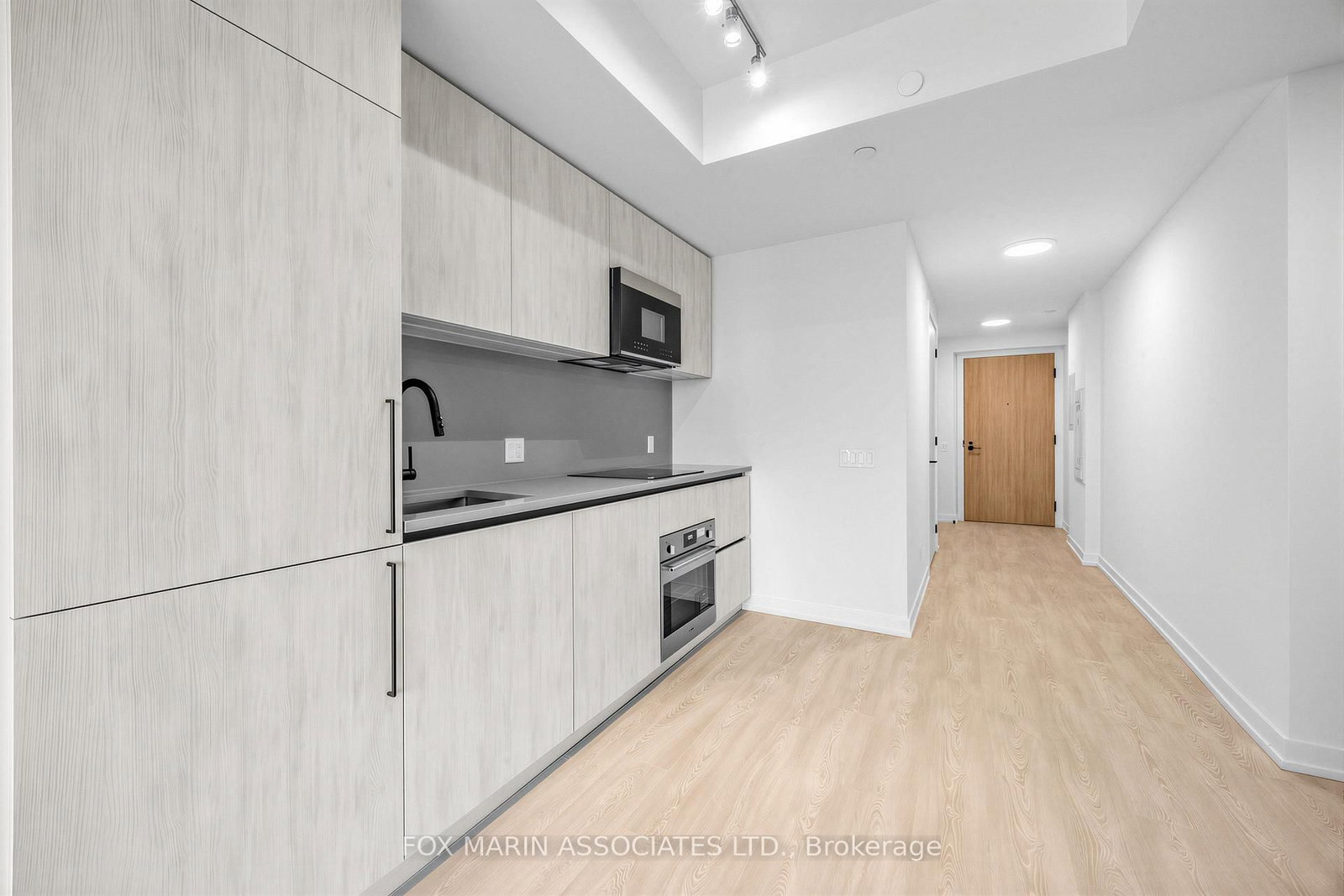 35 Parliament Street, Unit 2212 - Photo 3