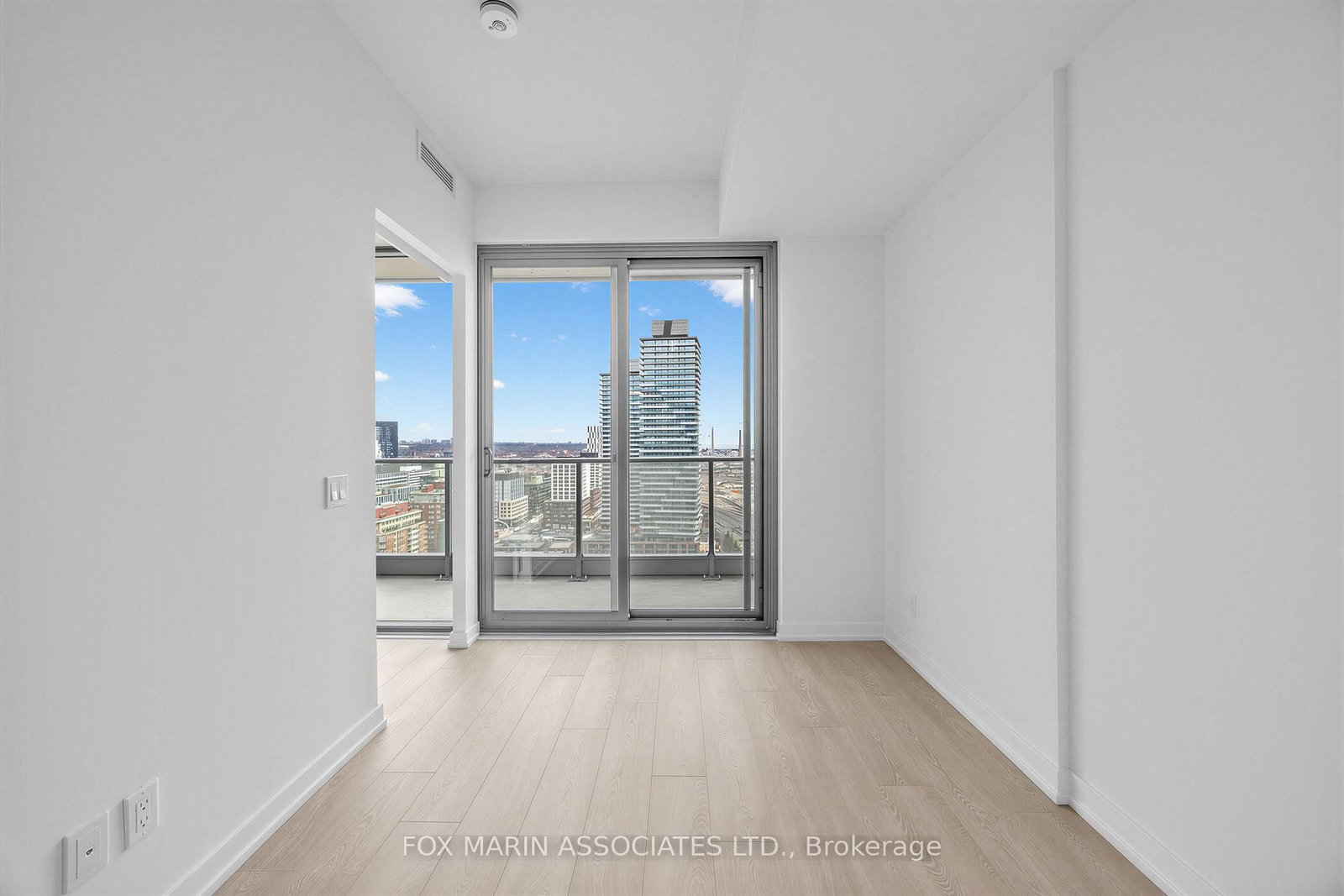 35 Parliament Street, Unit 2212 - Photo 7