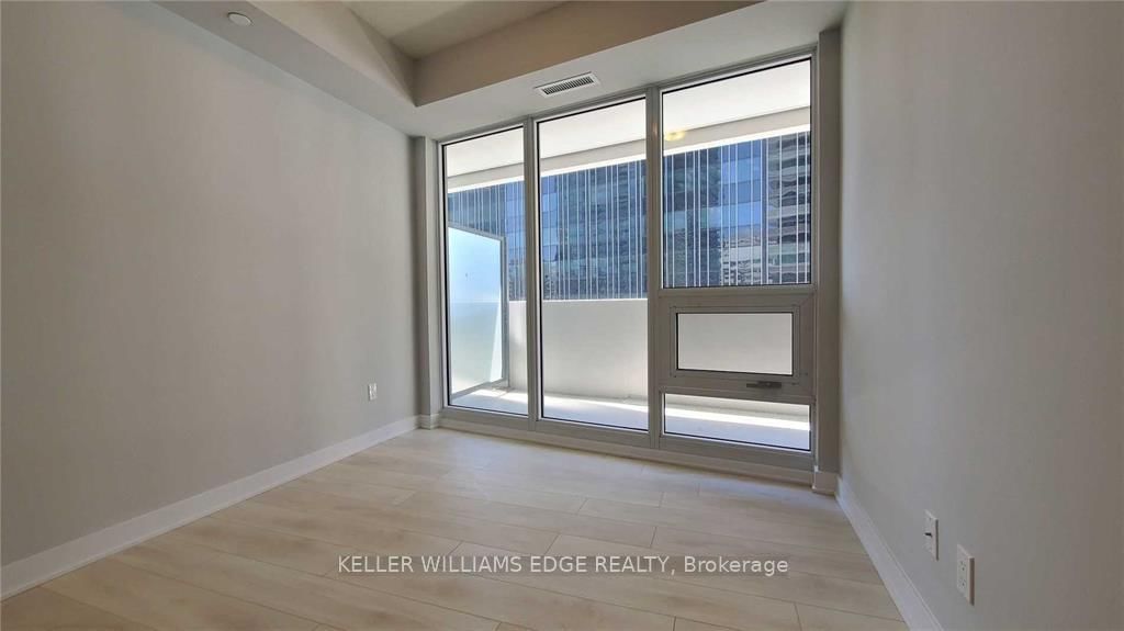 Condo for sale at 809-2221 Yonge Street, Toronto, Ontario, M4S 0B8 - Mount Pleasant West - MLS: C13018456