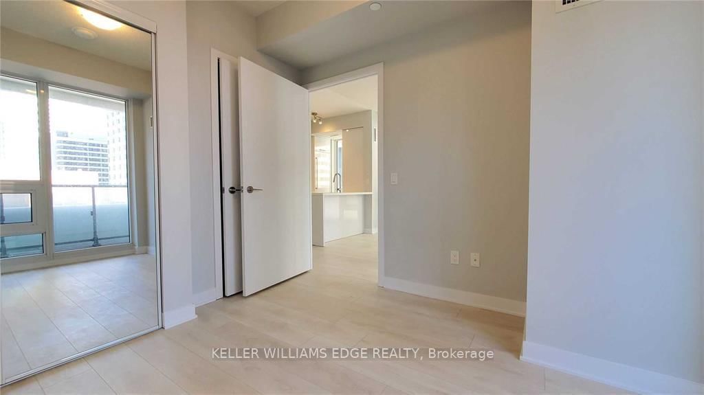 Condo for sale at 809-2221 Yonge Street, Toronto, Ontario, M4S 0B8 - Mount Pleasant West - MLS: C13018456