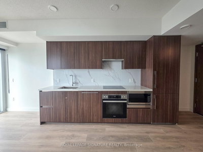 3312-3 Concord Cityplace Way, Toronto, Ontario image-0-3