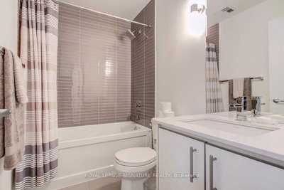 202-75 The Donway West, Toronto, Ontario image-0-4