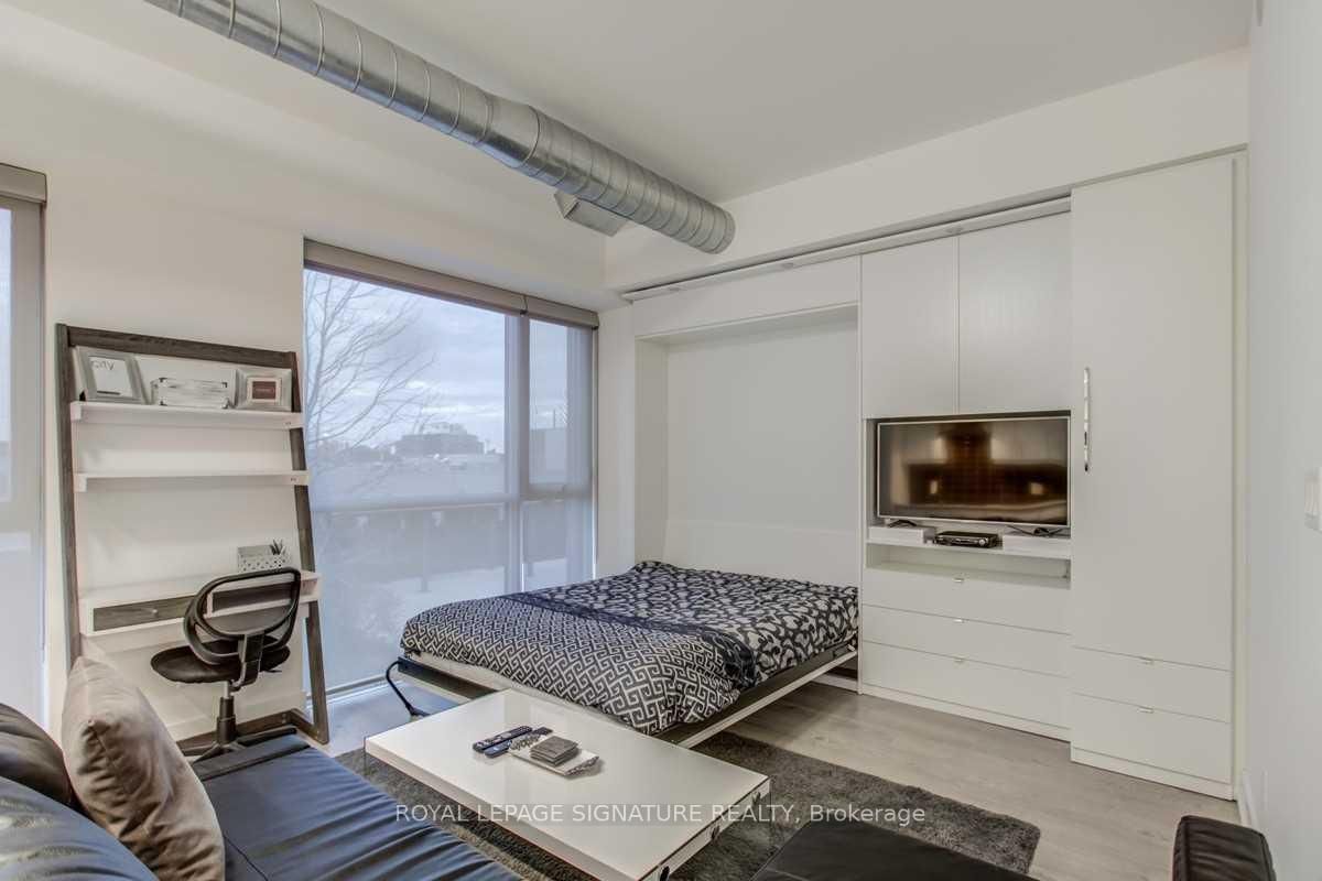 75 The Donway W, Unit 202 - Photo 6