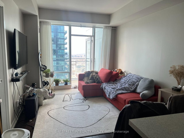 4301 - 21 Widmer Street