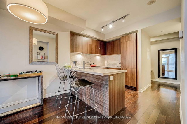 4301 - 21 Widmer Street