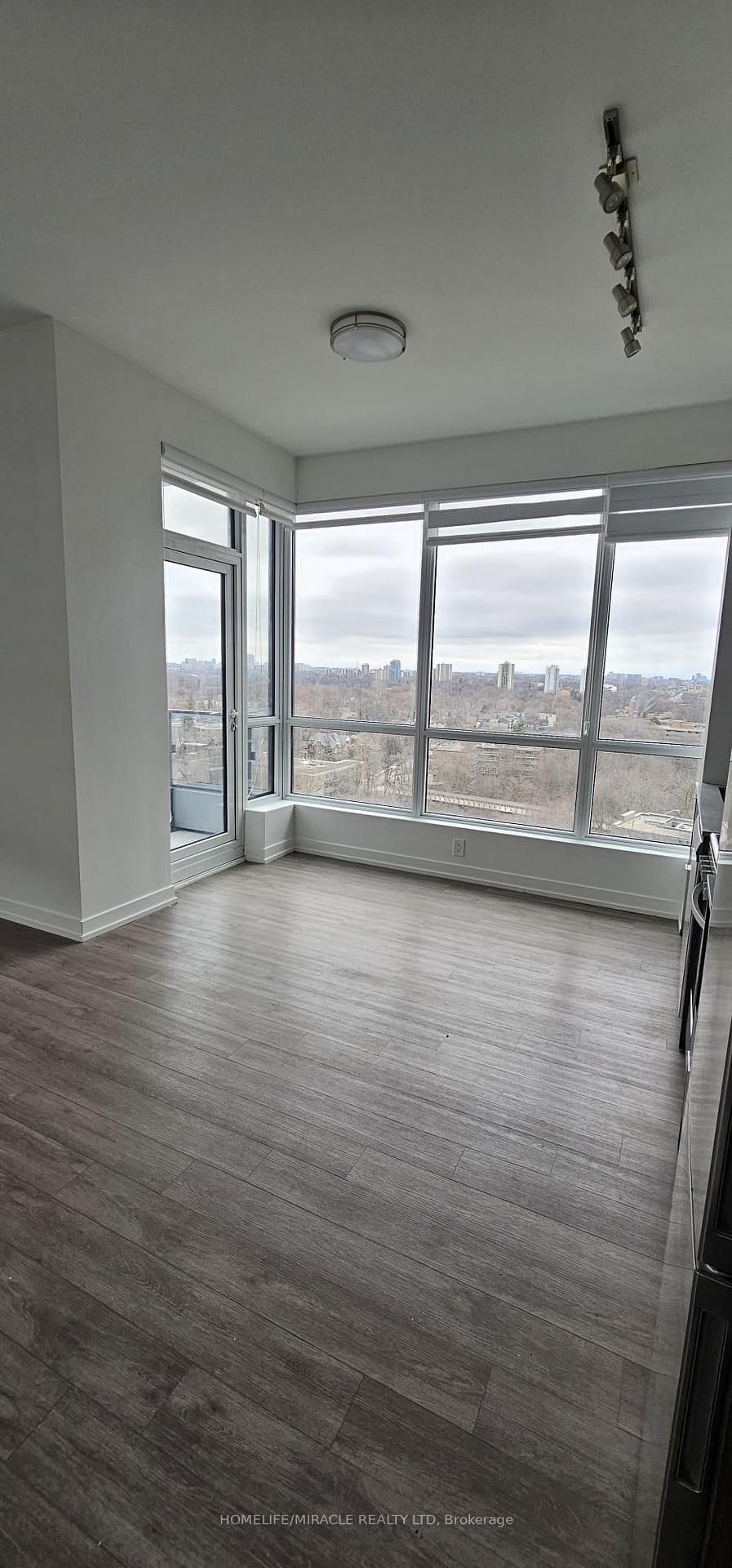 395 Bloor Street, Unit 1107 - Photo 19