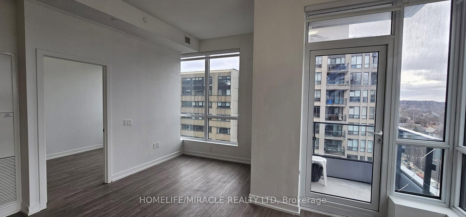 395 Bloor Street, Unit 1107 - Photo 25