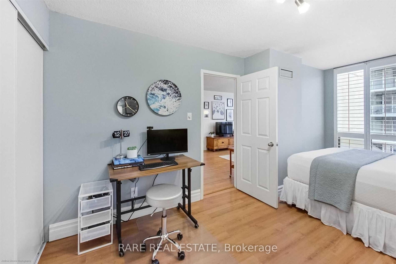 40 Scollard Street, Unit 402 - Photo 8