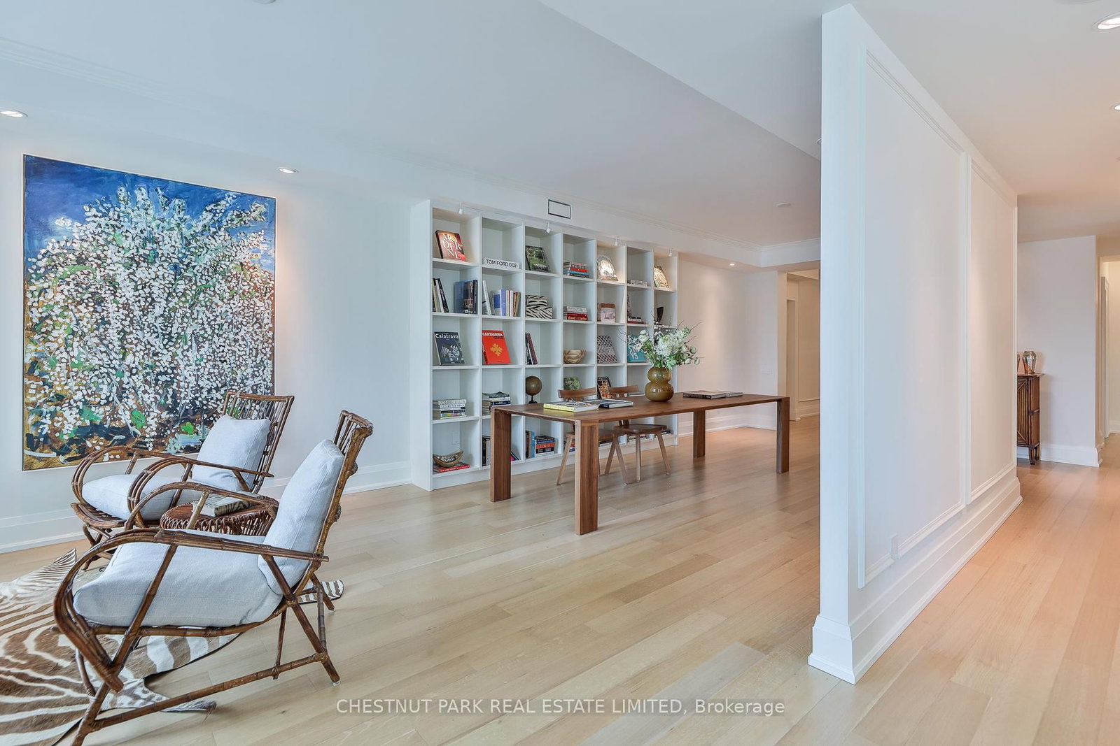 25 Scrivener Square, Unit 909 - Photo 13