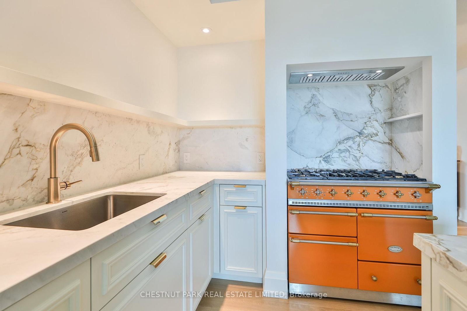 25 Scrivener Square, Unit 909 - Photo 18