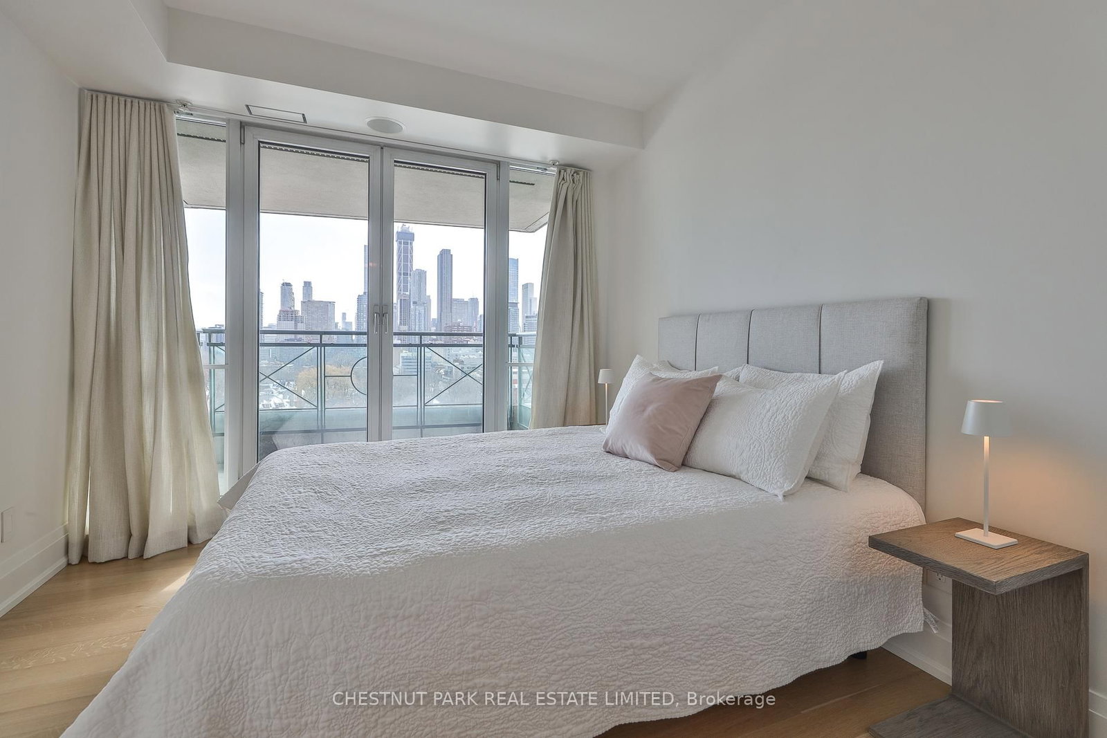 25 Scrivener Square, Unit 909 - Photo 26