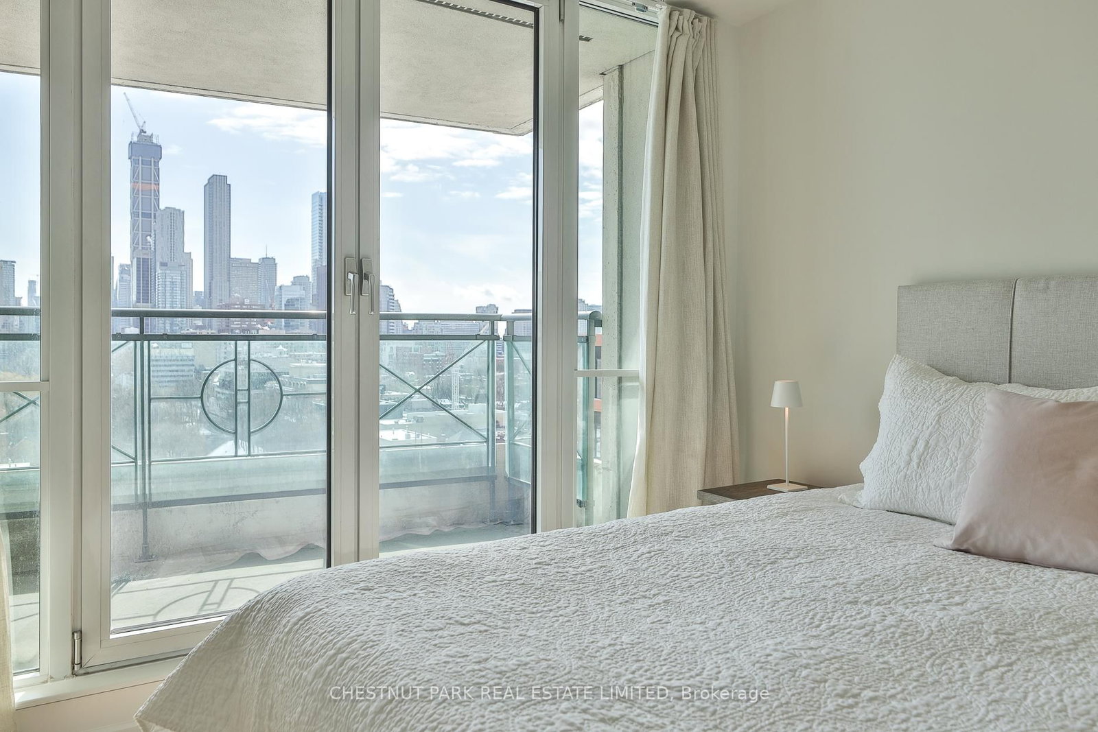 25 Scrivener Square, Unit 909 - Photo 29