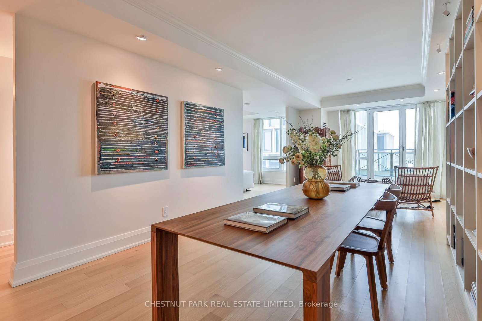 25 Scrivener Square, Unit 909 - Photo 9