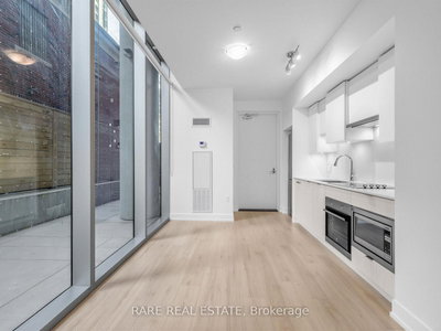 105-99 Broadway Avenue, Toronto, Ontario image-0-3