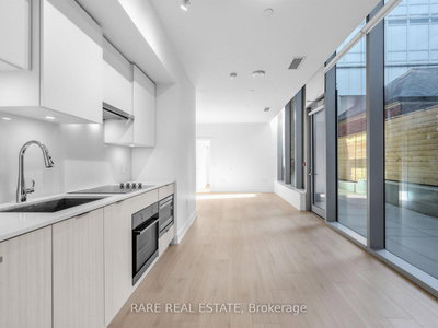 105-99 Broadway Avenue, Toronto, Ontario image-0-4