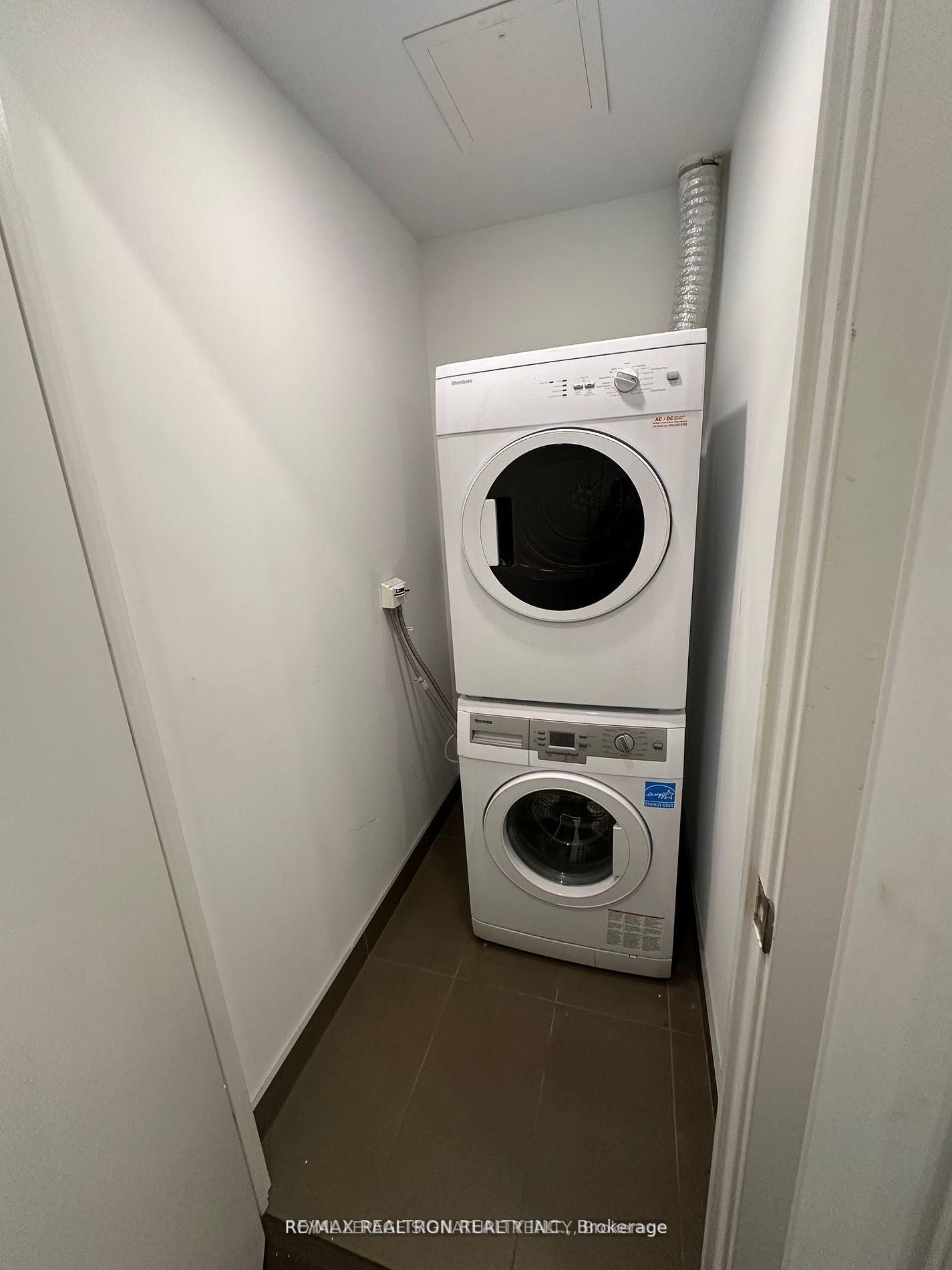 1030 King Street W, Unit 1008 - Photo 11