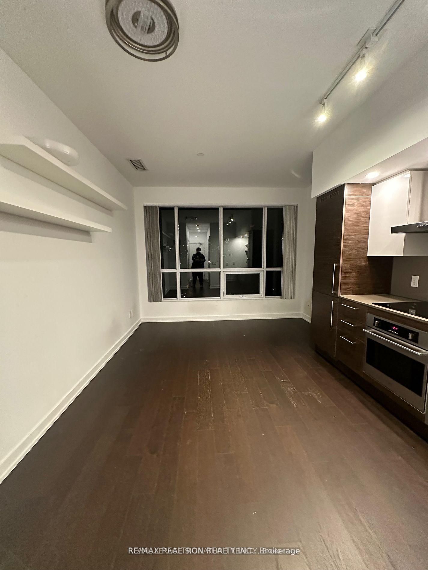 1030 King Street W, Unit 1008 - Photo 5