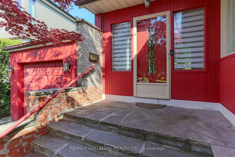 80 Berkinshaw Cres, Toronto, M3B 2T2 | Image 2