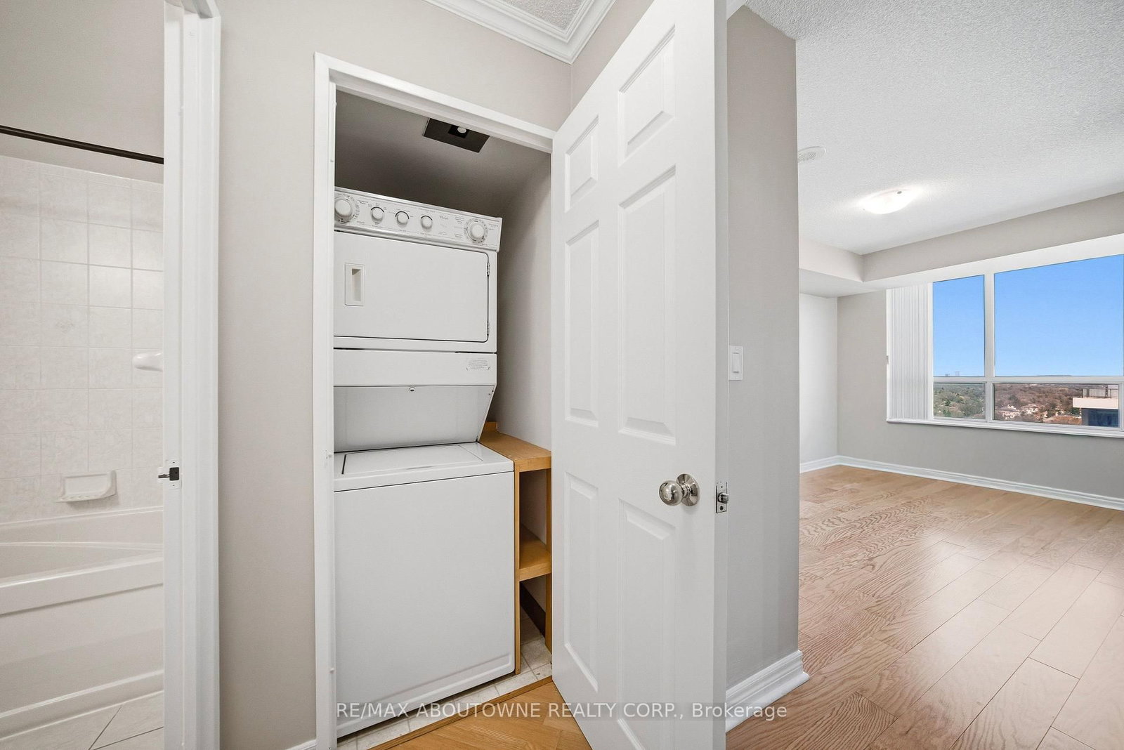 23 Hollywood Avenue, Unit 2706 - Photo 14