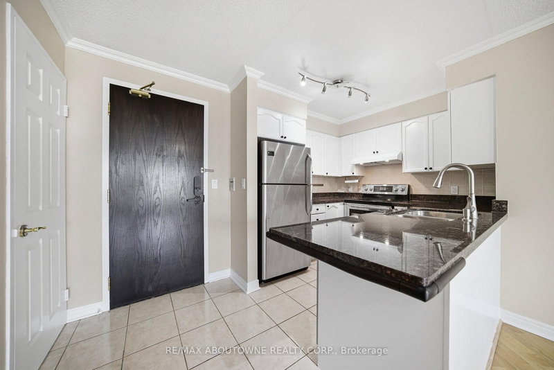 2706 - 23 Hollywood Ave, Toronto, M2N 7L8 | Image 3