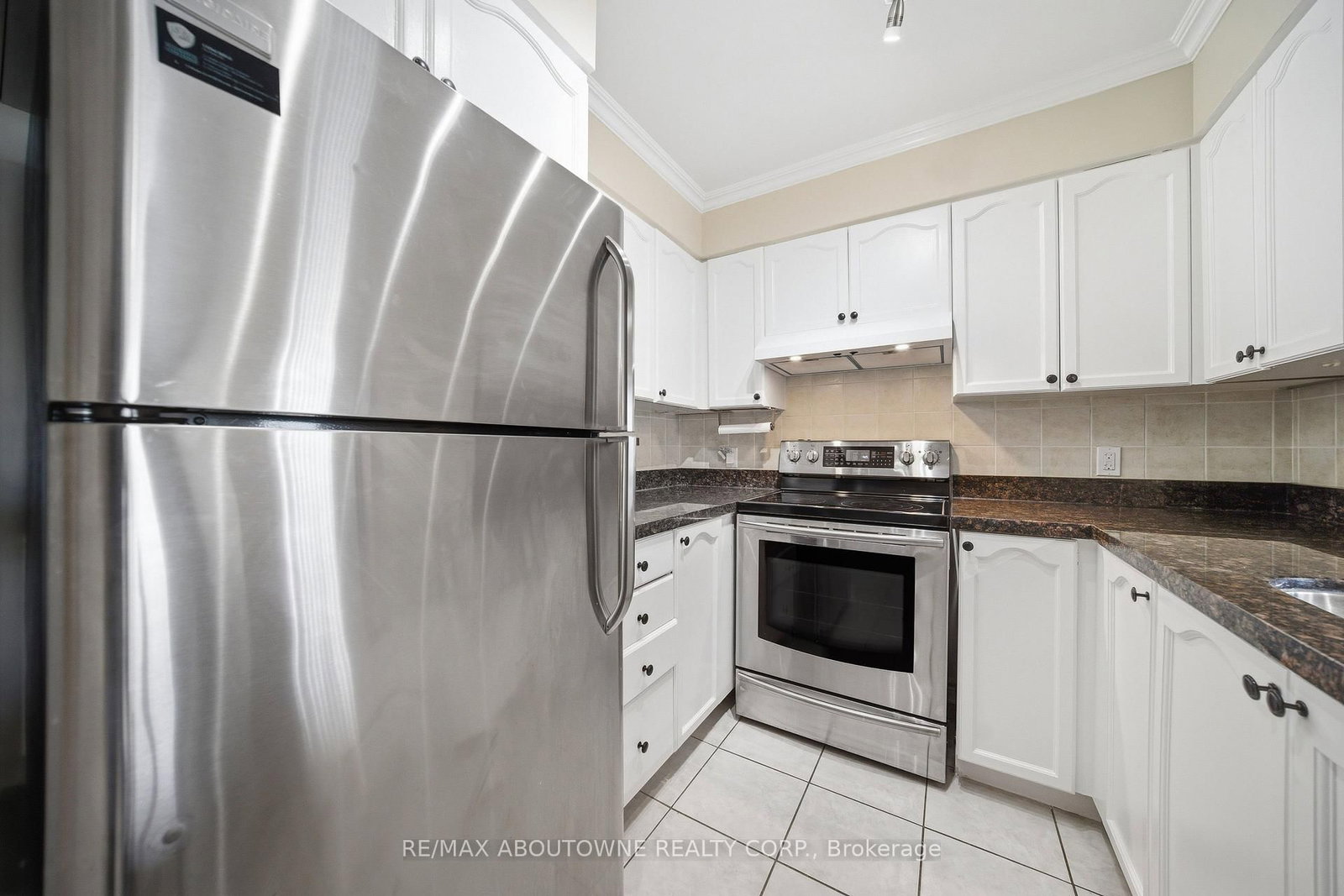 23 Hollywood Avenue, Unit 2706 - Photo 5