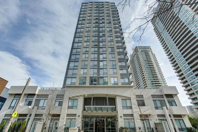 1011 - 35 Hollywood Avenue