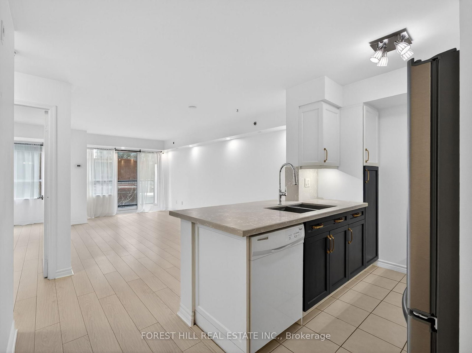 35 Saranac Boulevard, Unit 224 - Photo 5