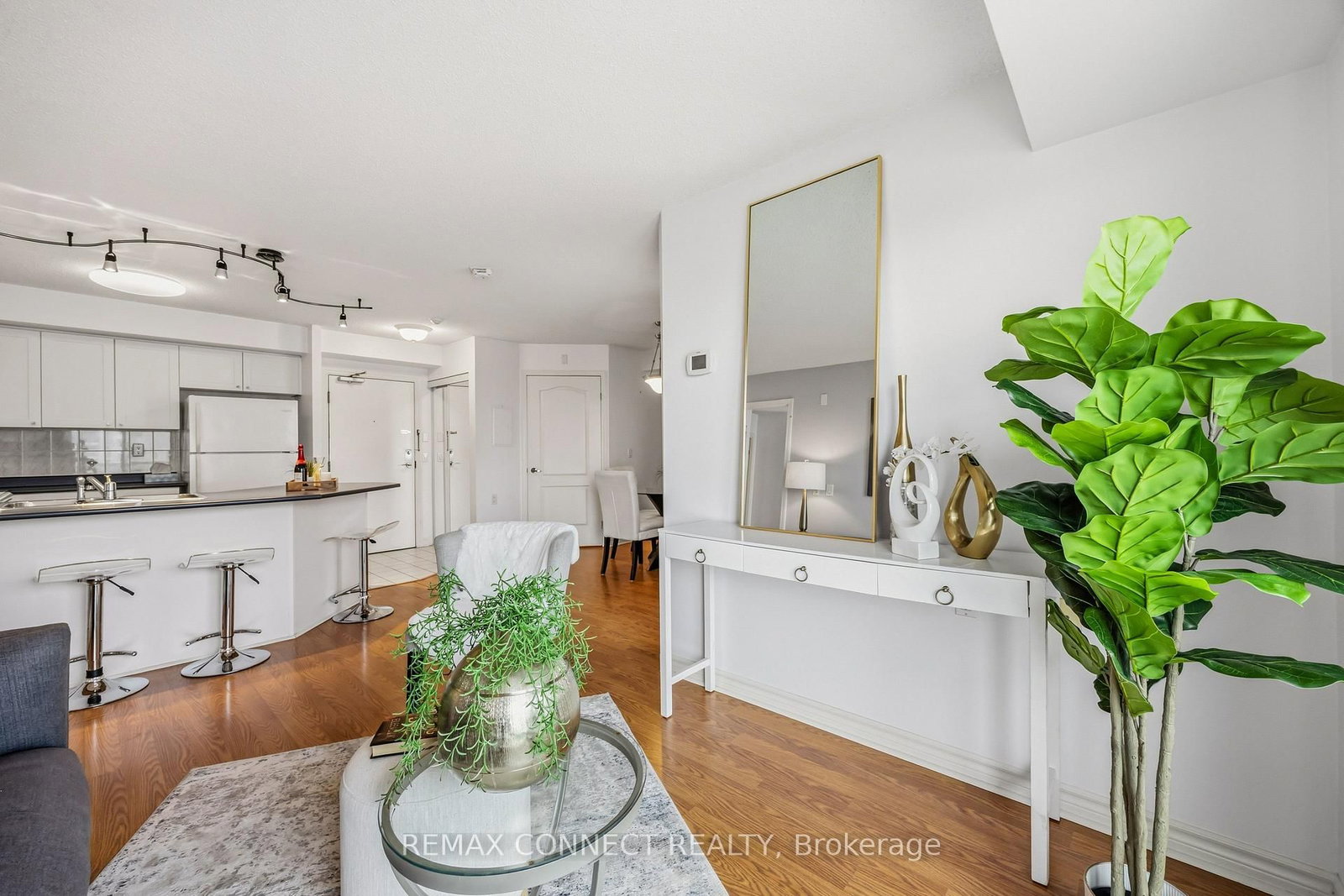 Condo for sale at 504-890 Sheppard Avenue, Toronto, Ontario, M3H 2T5 - Bathurst Manor - MLS: C13018940