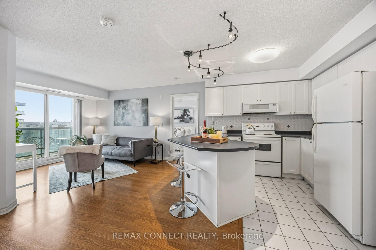 Condo for sale at 504-890 Sheppard Avenue, Toronto, Ontario, M3H 2T5 - Bathurst Manor - MLS: C13018940