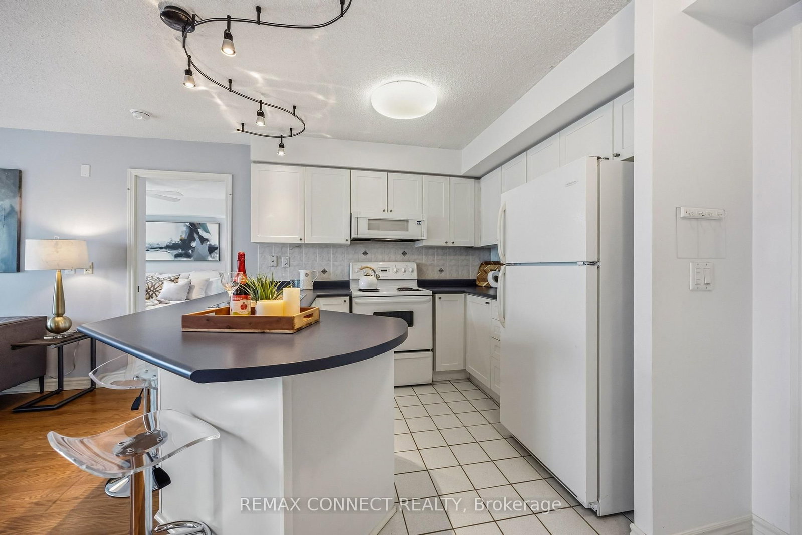 Condo for sale at 504-890 Sheppard Avenue, Toronto, Ontario, M3H 2T5 - Bathurst Manor - MLS: C13018940