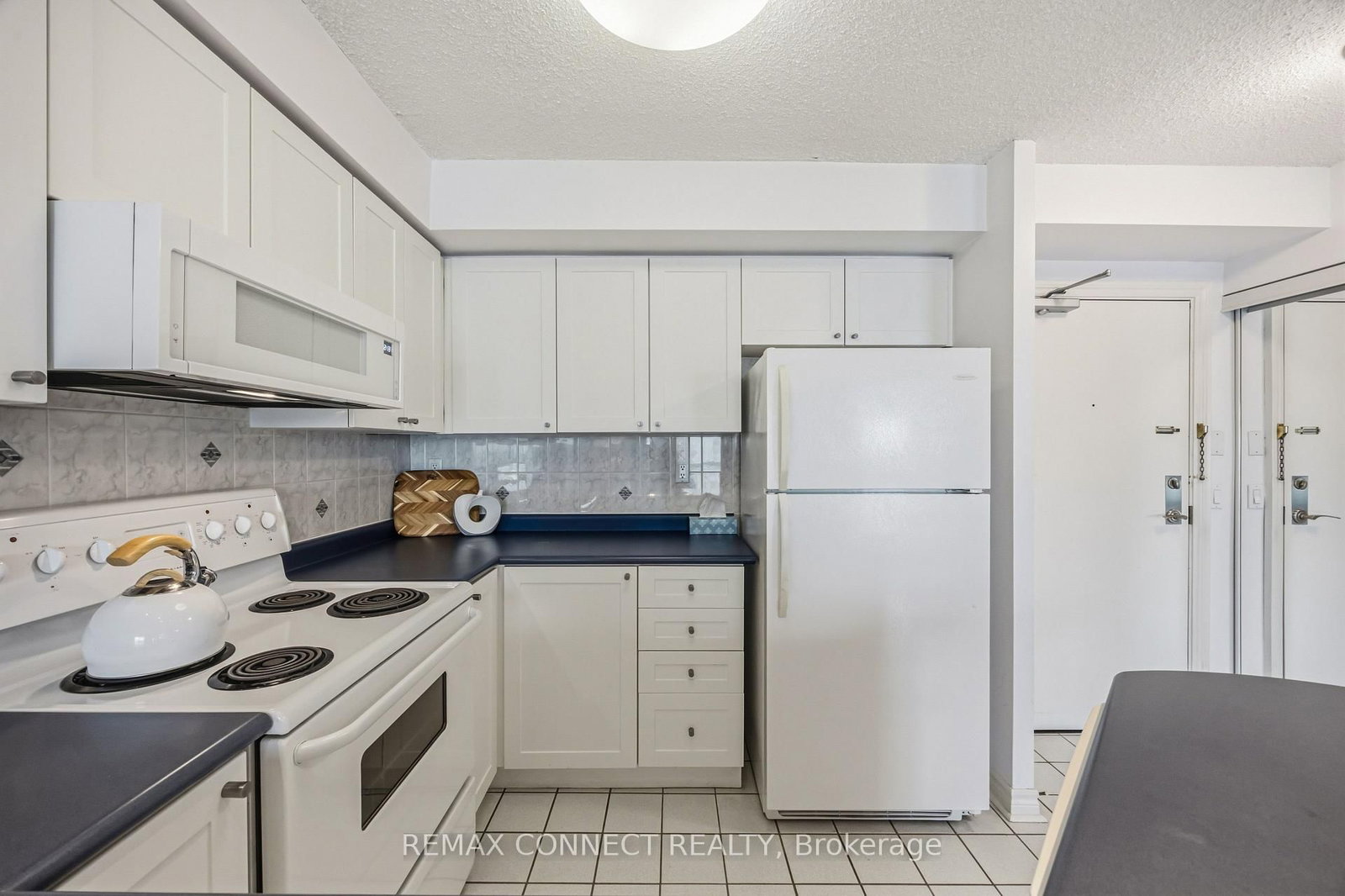 Condo for sale at 504-890 Sheppard Avenue, Toronto, Ontario, M3H 2T5 - Bathurst Manor - MLS: C13018940