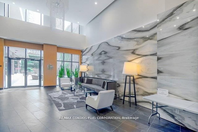 611 - 55 Front Street E