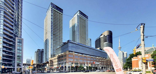 3609 - 17 Bathurst Street