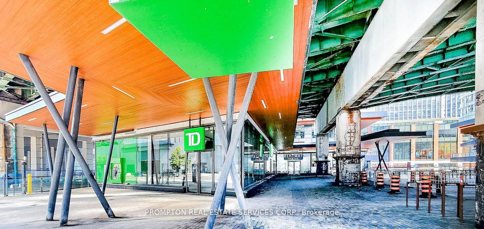 17 Bathurst Street, Unit 3609 - Photo 9