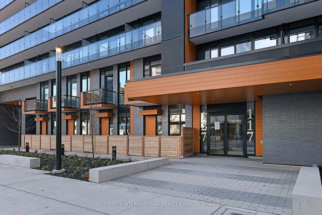 1102S - 127 Broadway Avenue