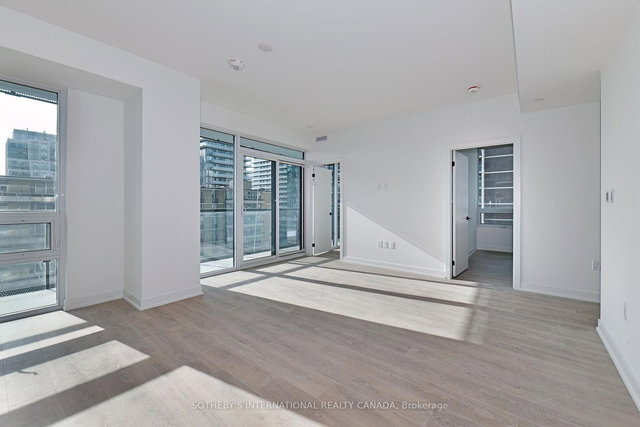 1102S - 127 Broadway Avenue